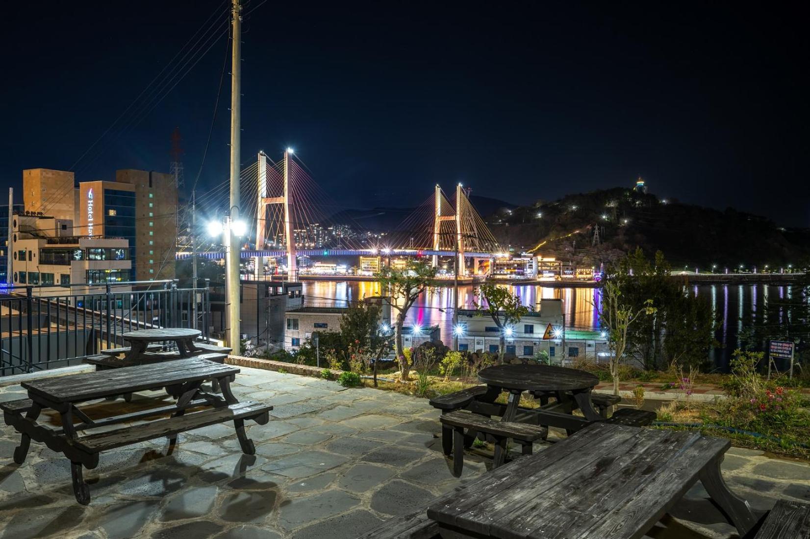 Yeosu View Foret Pension Экстерьер фото