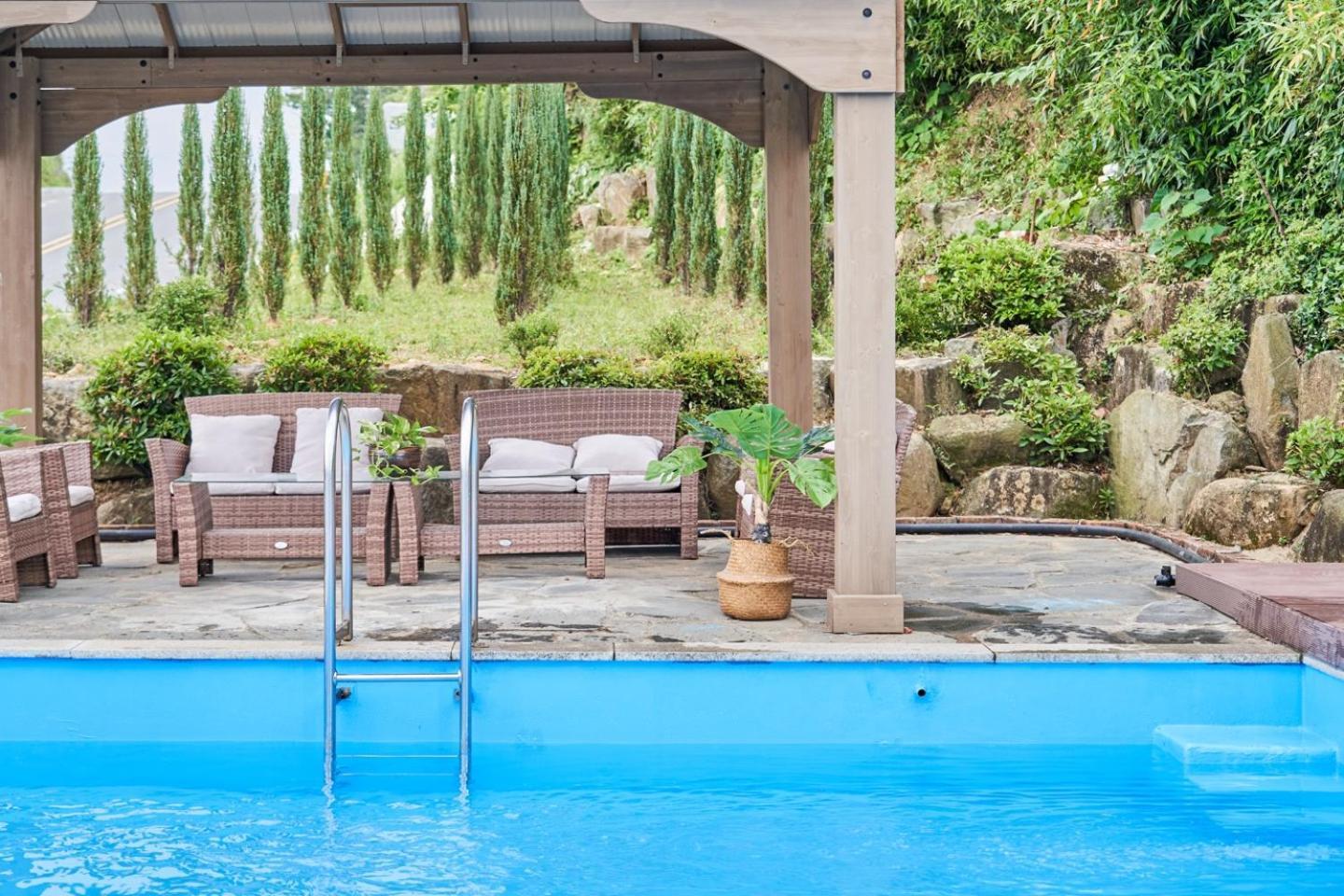 Yeosu View Foret Pension Экстерьер фото