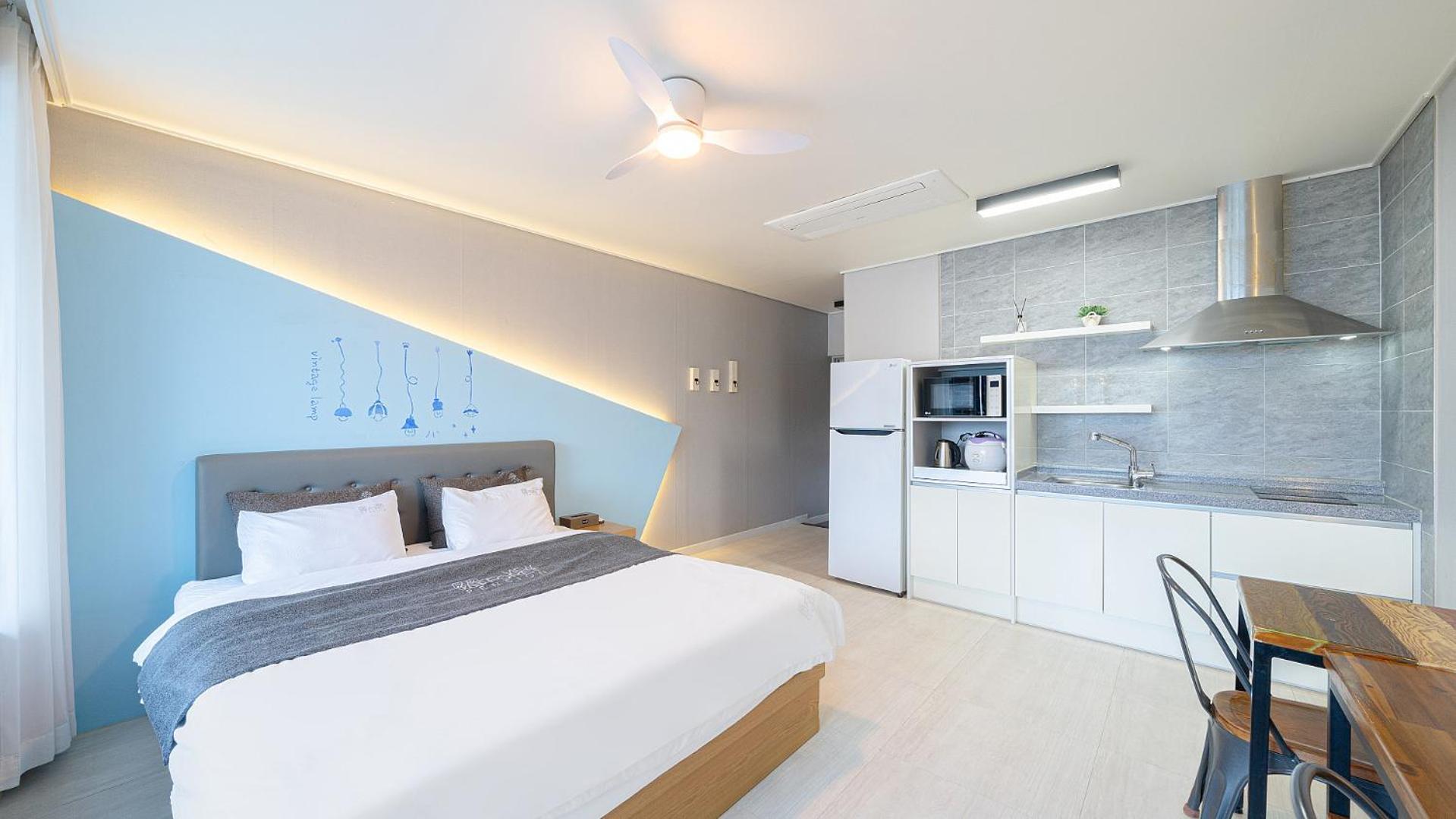 Yeosu View Foret Pension Экстерьер фото