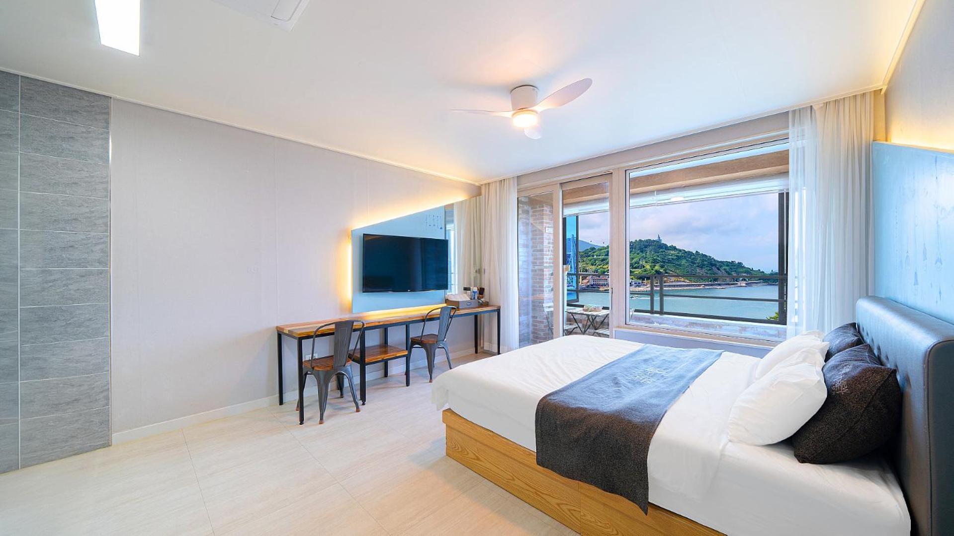 Yeosu View Foret Pension Экстерьер фото